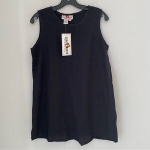 Zero 2 Nine Maternity Wear Women’s Black Sleeveless eyelet Tunic Black size L